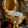Золотой унитаз с бриллиантами
