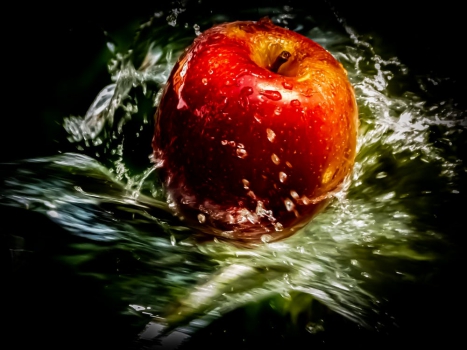 Хочешь быть красивым и здоровым &ndash; ешь яблоки.