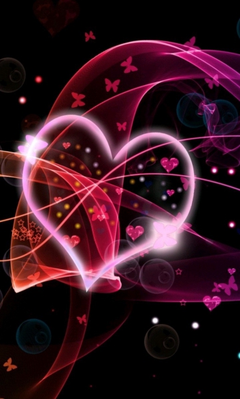 Любовь возвышает великие души.